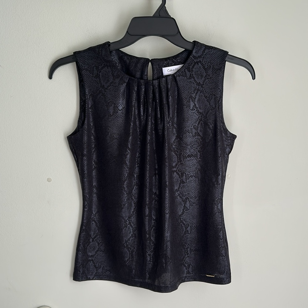 Calvin Klein women’s shirt